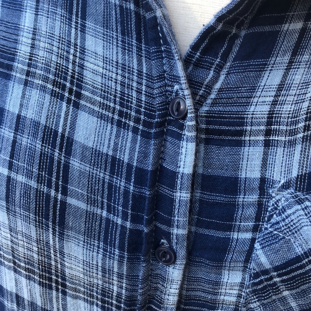 Plaid button down - Picture 5 of 7
